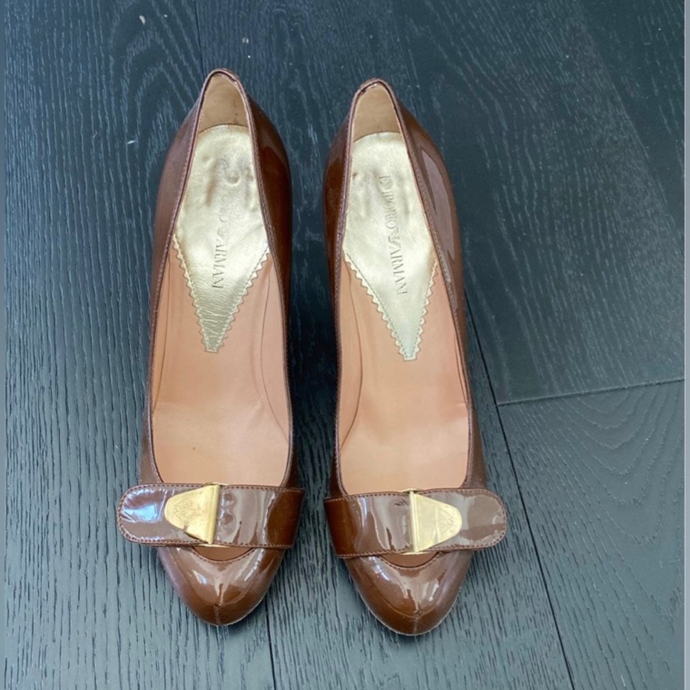 ISO Giorgio Armani brown patent round toe with buckle on the toe heels, sz10 1/2
